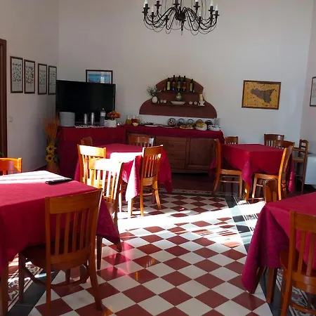 Valle Benuara Apartment *